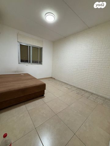 דירה, אברהם טביב, גבעה א', שביט, קרית אתא