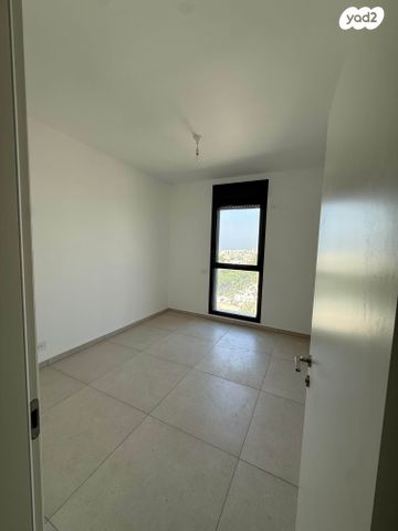 דירה, שדרות ירושלים 129, תל אביב יפו