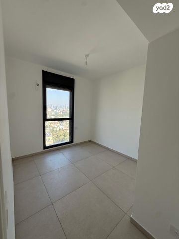 דירה, שדרות ירושלים 129, תל אביב יפו