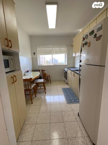 דירה, מנחם בייליס, כרמליה, חיפה