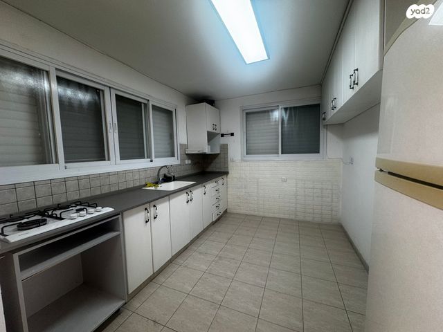 דירת גן, בר כוכבא, טבריה