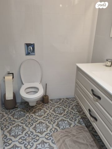 דירה, ניסים אלוני, צמרות איילון, פארק צמרת, תל אביב יפו