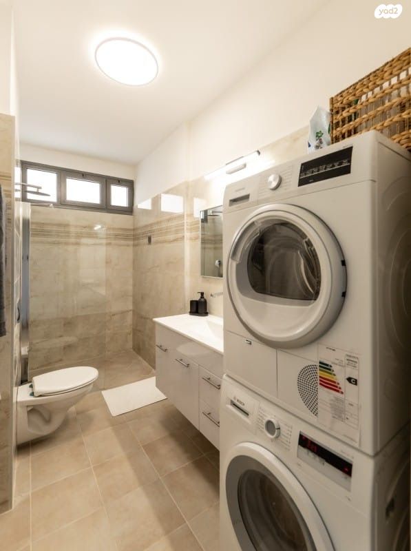 גג/ פנטהאוז, שדרות מנחם בגין, גבעת אולגה, חדרה