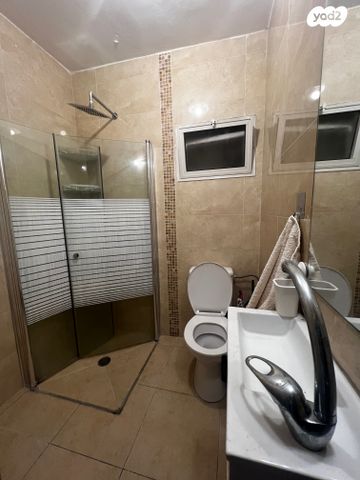 דירה, שדרות הציונות 39, מרכז העיר, קרית אתא