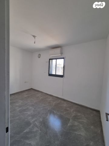 דירת גן, אלעזר בן יאיר 16, קטמונים, ירושלים