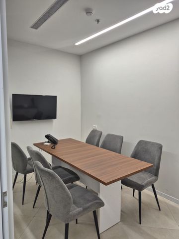 משרדים, הנגר, אזור תעשיה נווה נאמן, הוד השרון