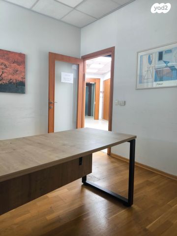 משרדים, רעננה