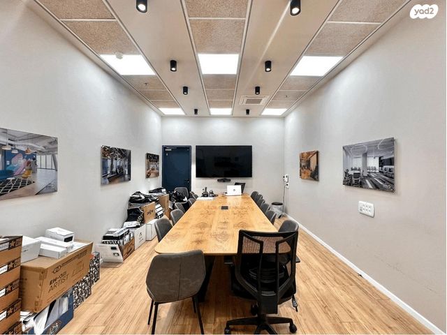 משרדים, אחד העם, מרכז העיר, חדרה