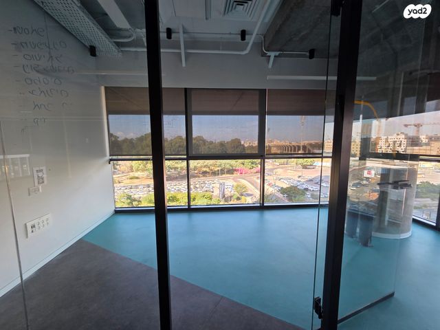 משרדים, דרך ששת הימים, בני ברק