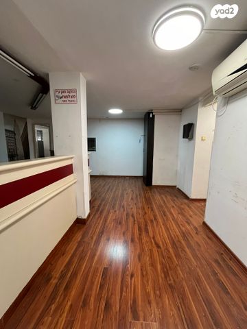 חנויות/ שטח מסחרי, כצנלסון, קרית יוסף, גבעתיים