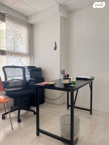 משרדים, כפר סבא