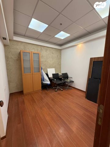 משרדים, חרושת 4, אזור תעשיה קרית ביאליק, אזור תעשיה צור שלום, קרית ביאליק