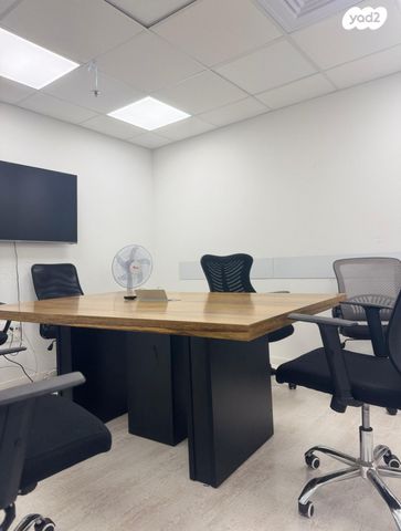 משרדים, כפר סבא