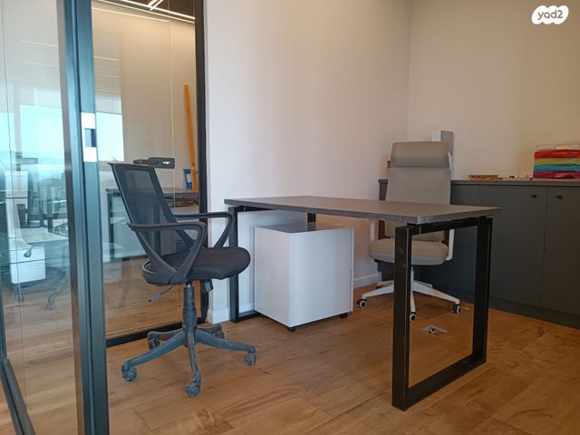 משרדים, סוקולוב 46, מתחם 1200, הוד השרון