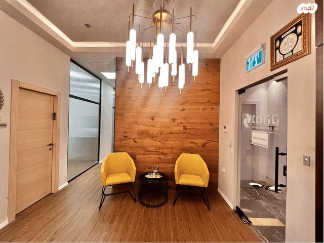 משרדים, אחד העם, מרכז העיר, חדרה