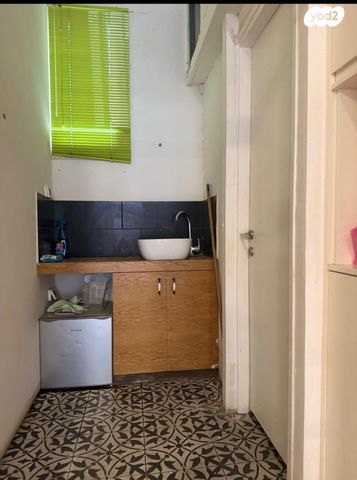 מבני תעשיה, כפר סבא