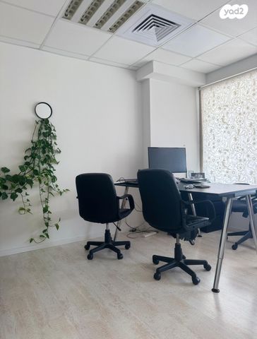 משרדים, כפר סבא