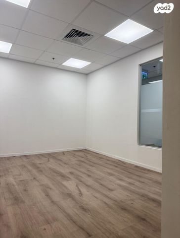 משרדים, כפר סבא