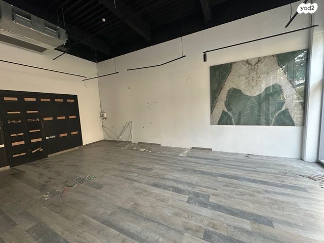 חנויות/ שטח מסחרי, מרכז עינב, מודיעין מכבים רעות