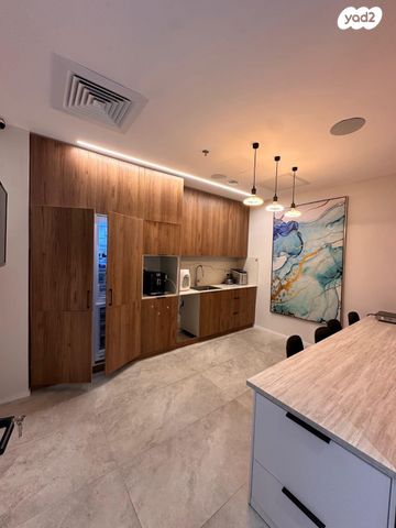 משרדים, פתח תקווה