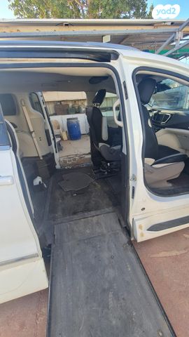 קרייזלר פסיפיקה