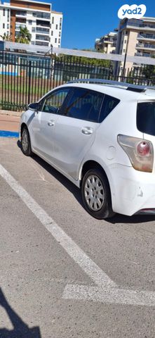 מודעת רכב טויוטה ורסו