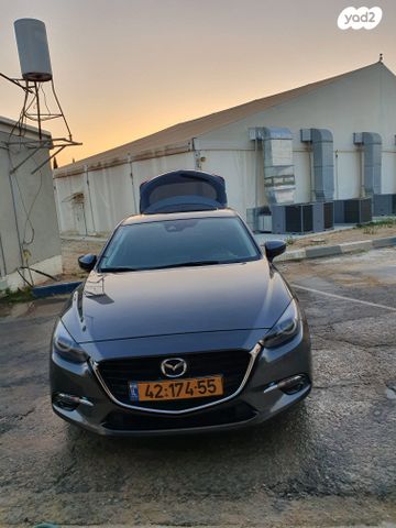 מודעת רכב מאזדה 3