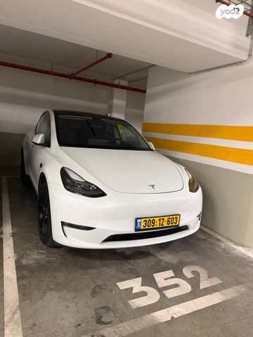 מודעת רכב טסלה מודל Y