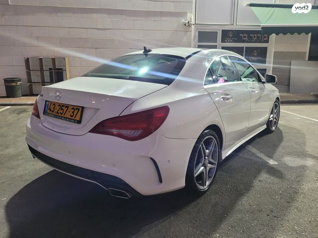 מודעת רכב מרצדס-בנץ CLA