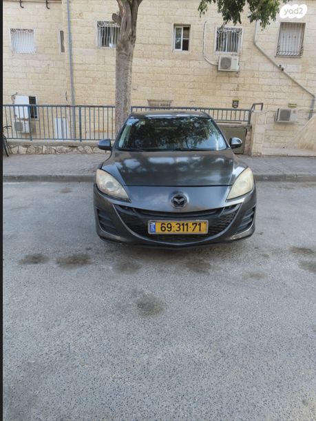 מודעת רכב מאזדה 3