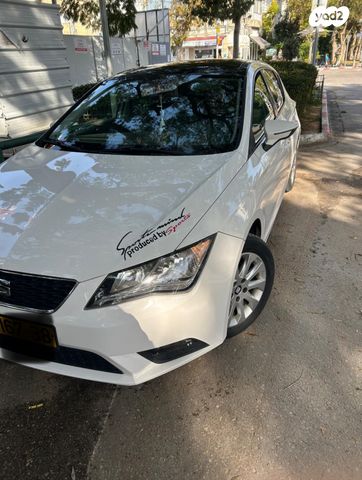 מודעת רכב סיאט לאון