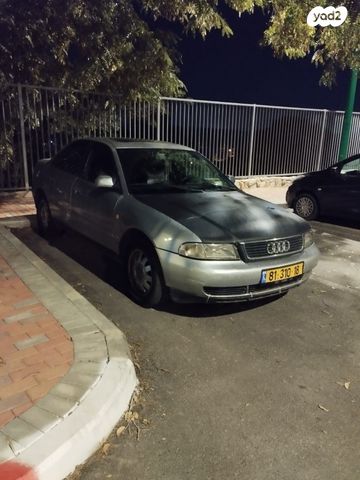 A4 4X2 אוט׳ בנזין סדאן 4 דל 1.8 (125 כ״ס)