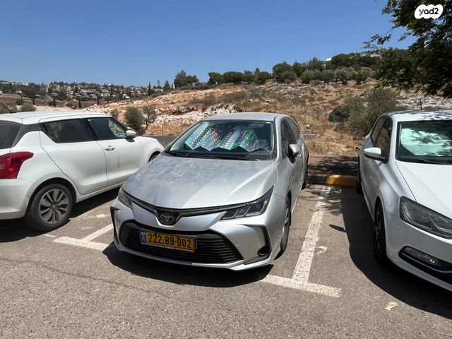 טויוטה קורולה