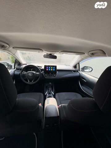 טויוטה קורולה