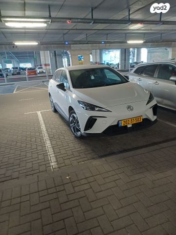 מודעת רכב אם ג'י MG4