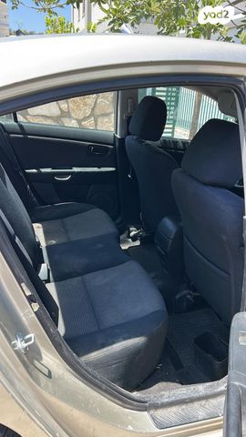 מודעת רכב מאזדה 3