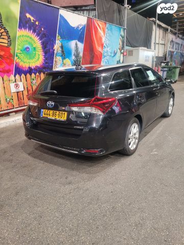 מודעת רכב טויוטה אוריס