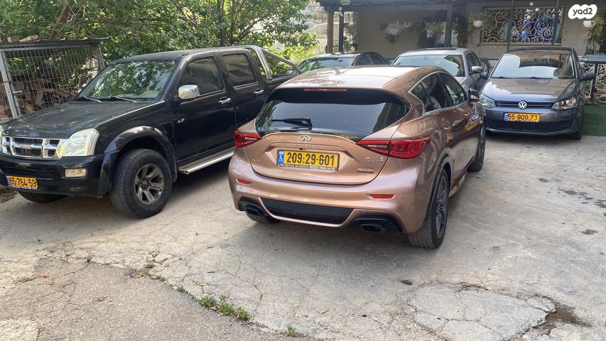 מודעת רכב אינפיניטי Q30
