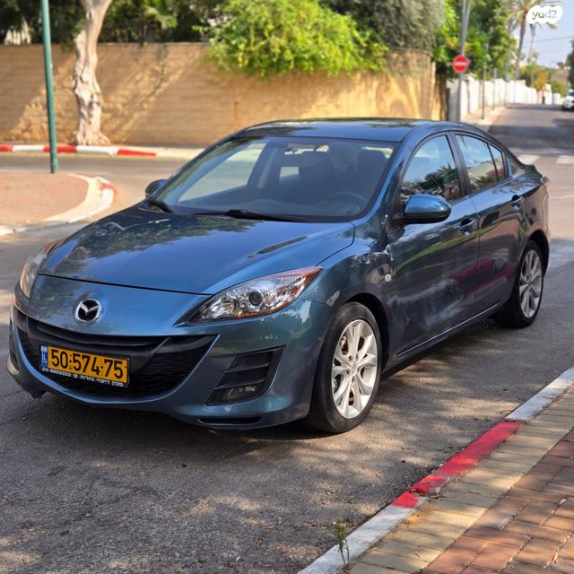 מודעת רכב מאזדה 3