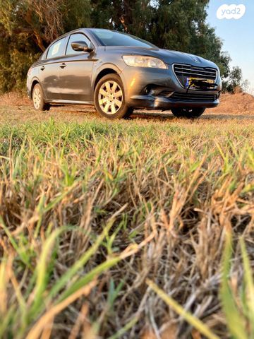 מודעת רכב פיג'ו 301