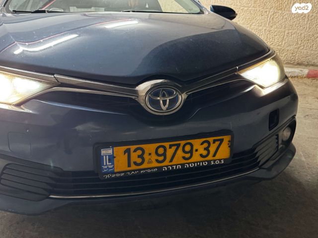 טויוטה אוריס