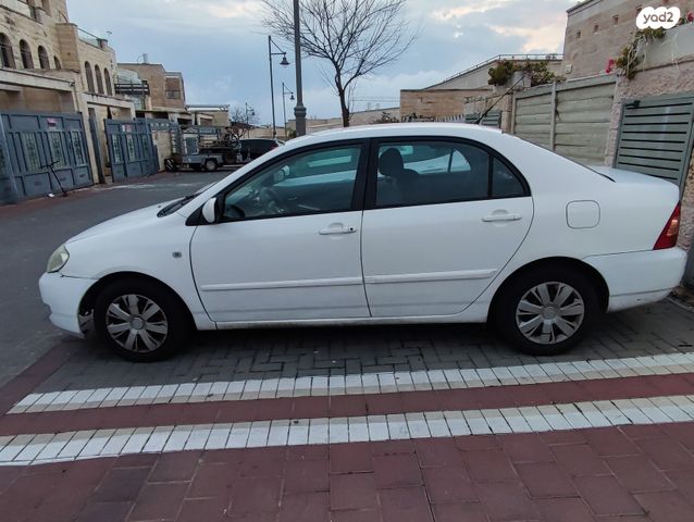 מודעת רכב טויוטה קורולה