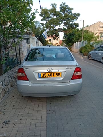 טויוטה קורולה