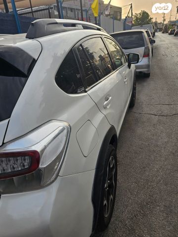 מודעת רכב סובארו XV