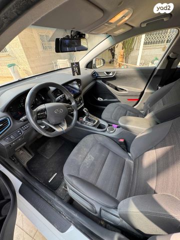 יונדאי איוניק