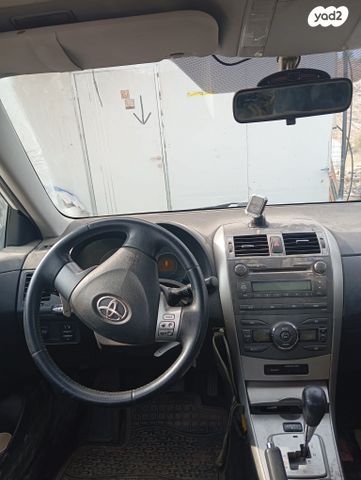 טויוטה קורולה