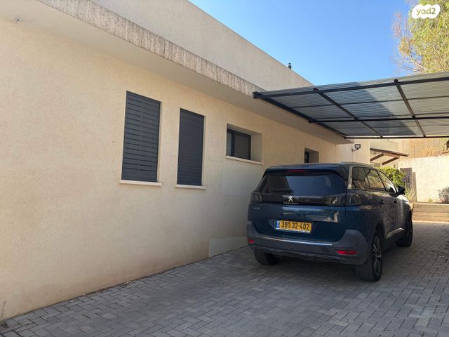 מודעת רכב פיג'ו 5008