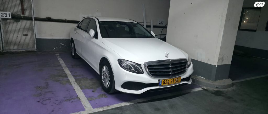 מודעת רכב מרצדס-בנץ E-class