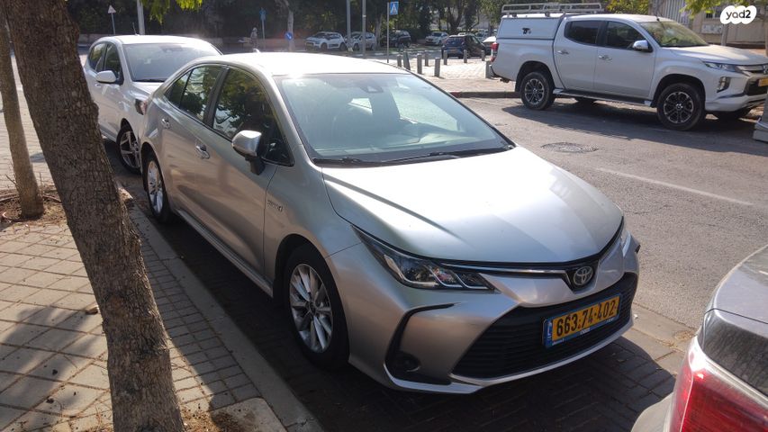 טויוטה קורולה