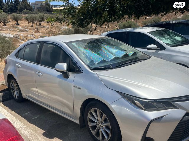 מודעת רכב טויוטה קורולה
